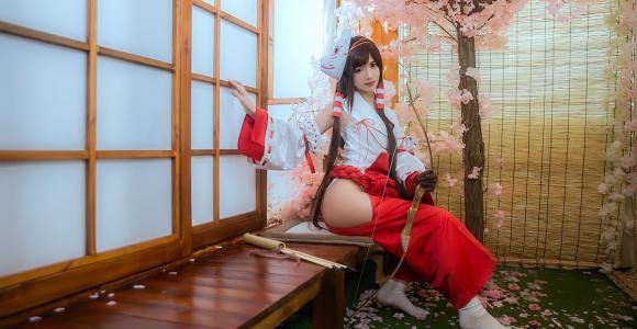 [Cosplay]鳗鱼霏儿 – 巫女